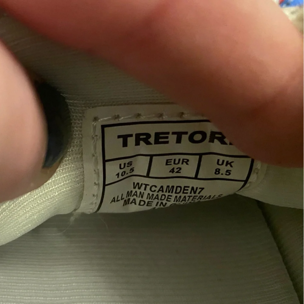 Tretorn Camden7 Iridescent Rainbow Sneaker - Picture 12 of 13